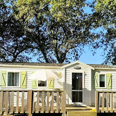 6 Pers. Pres Du Puy Du Fou