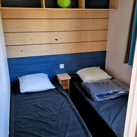 6 Pers. Pres Du Puy Du Fou *