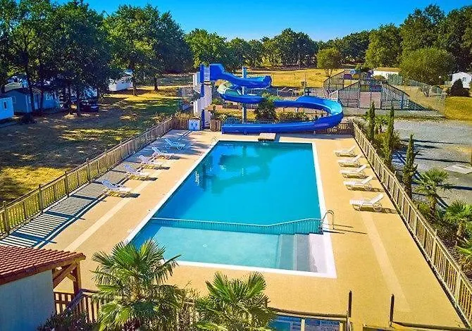 6 Pers. Pres Du Puy Du Fou *