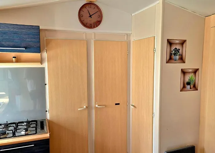 Kemp 6 Pers. Pres Du Puy Du Fou *